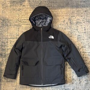The North Face Boys Hooded Ski Winter Jacket Size 7/8